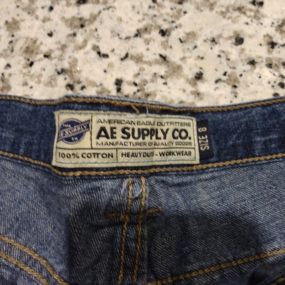 American Eagle Jean Shorts - Picture 9 of 9